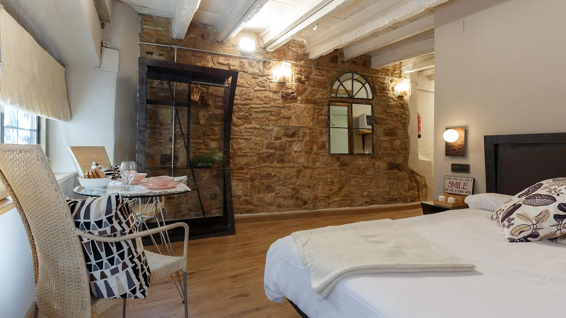 Ainb Picasso-Corders Apartments Barselona İspanya