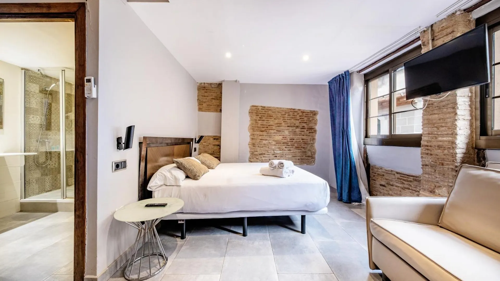 Ainb Picasso-Corders Apartments location